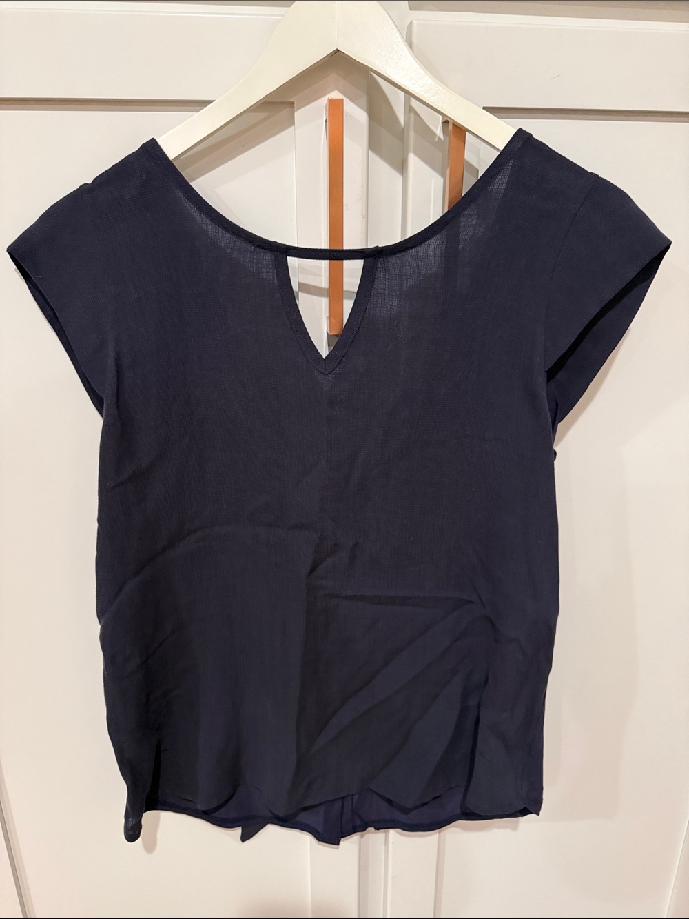 MELISSA NEPTON Navy Cap-Sleeve V-Neck Blouse